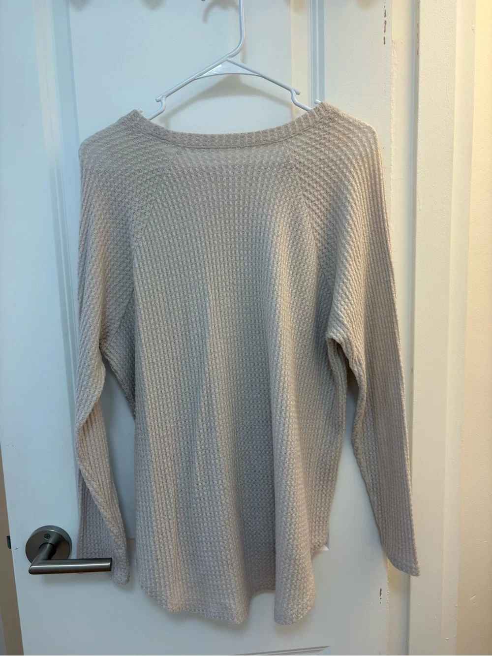 American Eagle Outfitters Light Taupe Waffle Knit Pullover - Picture 3 of 3